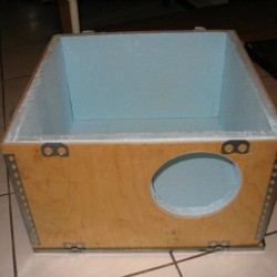 Loch als Eingang aussägen