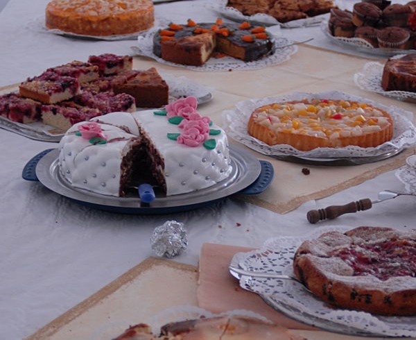 Backe, backe Kuchen: Kulinarische Spenden für den Basar gesucht!